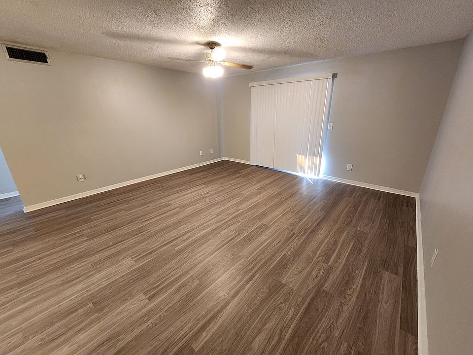 1st image of 6214 54th Ave N APT 103