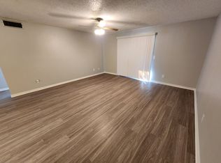 6214 54th Ave N APT 103, Saint Petersburg, FL 33709