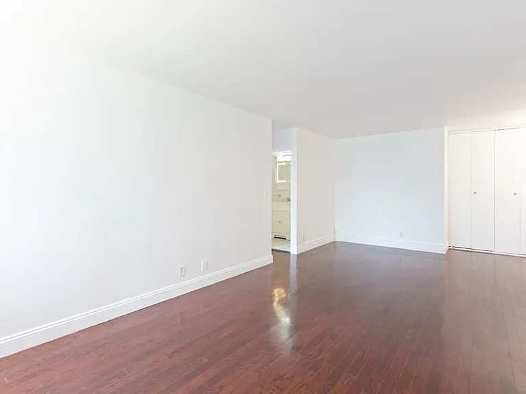 270 Luis M Marin Blvd #8E — Photo 14
