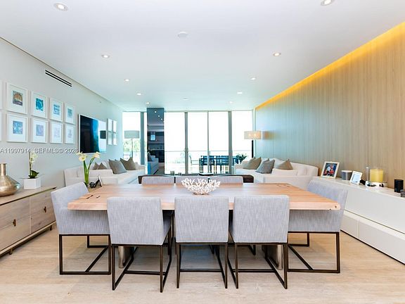 5th image of 360 Ocean Dr Unit 304S