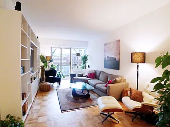 Rented by Sotheby's International Realty