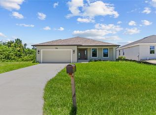 196 Arch Dr, Rotonda West, FL 33947