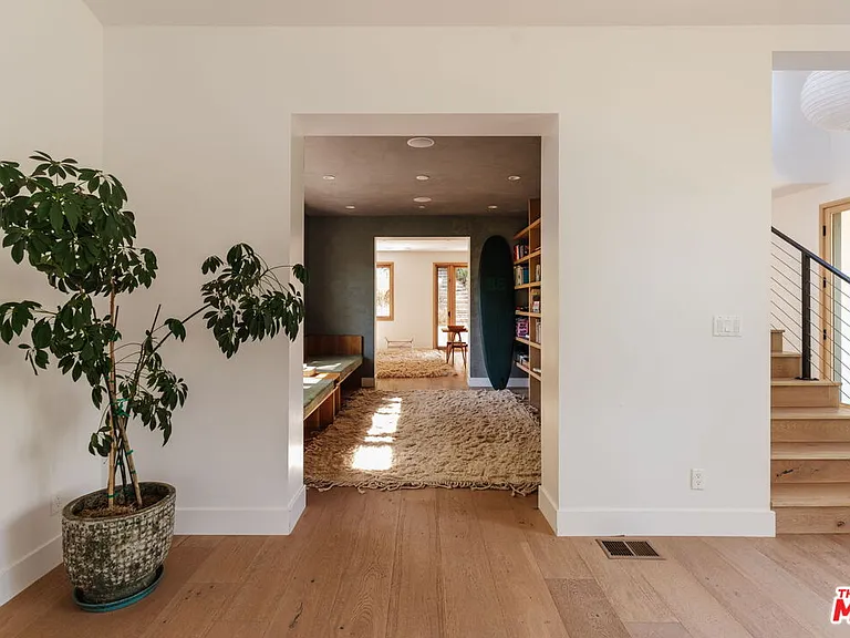 1149 Old Topanga Canyon Rd — Photo 7