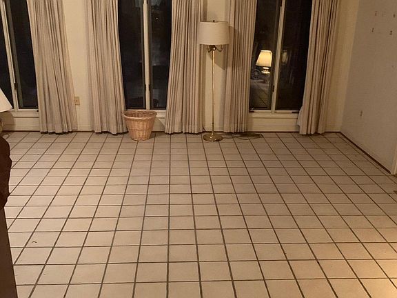 5th image of 5825 Winegrove Ct