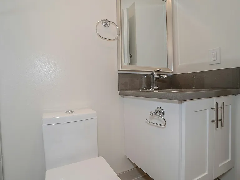 2631 S La Salle Ave #2631 — Photo 22