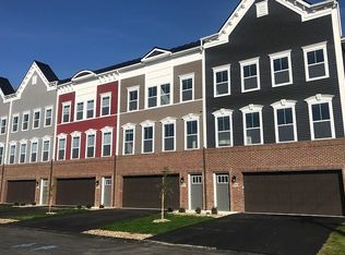 106 Loubell Dr, Canonsburg, PA 15317