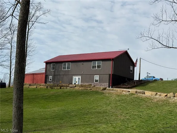 39843 County Road 33, Warsaw, OH 43844