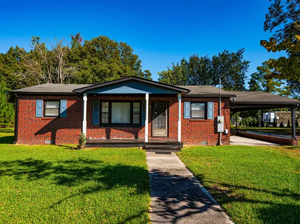 1800 Moore Ave, New Bern, NC 28562