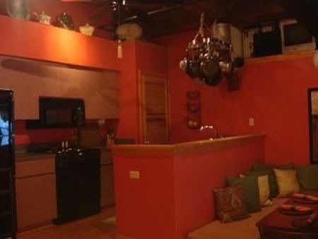 4th image of 230 W Tazewell St APT 206