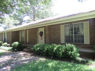 1515 Old Amy Rd, Laurel, MS 39440