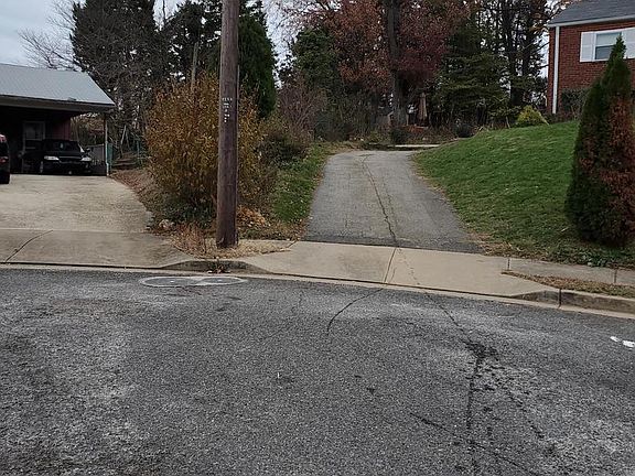 2nd image of 6101 Afton Ct