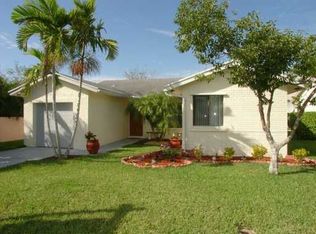 9667 NW 49th Ct, Sunrise, FL 33351