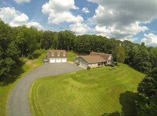 300 Barton Whitney Rd, Newport, NH 03773