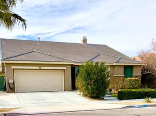9042 Chimney Rock Ave, Hesperia, CA 92344