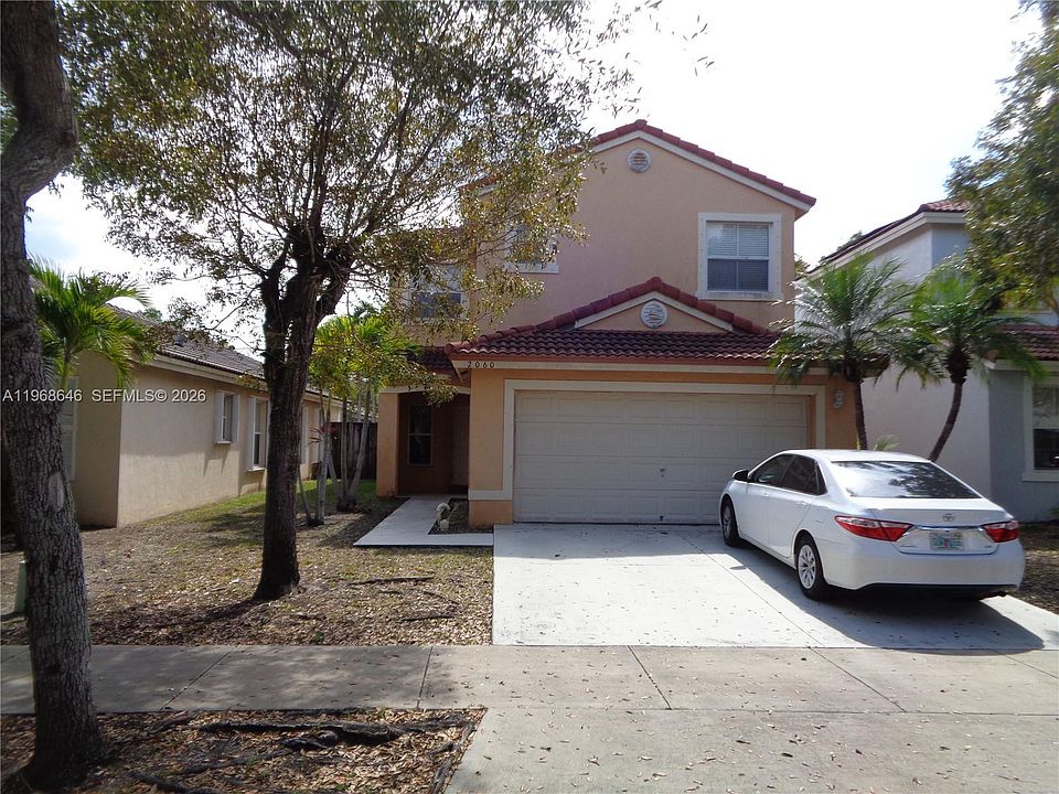 1st image of 2060 SE 14th St