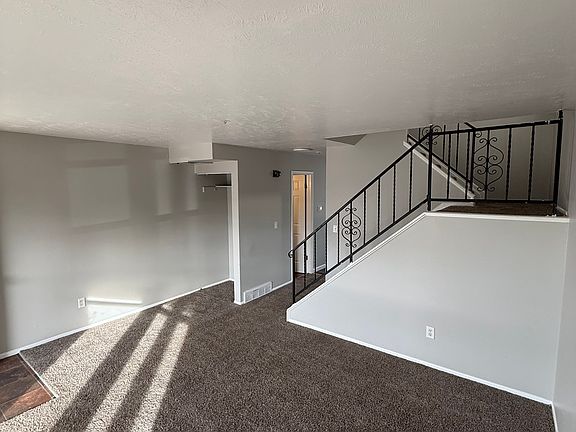 4th image of 14086 E 22nd Pl