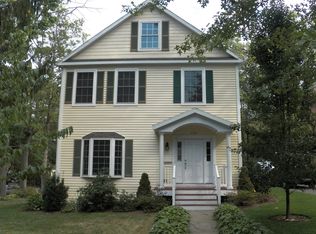 131 Colony Rd, New Haven, CT 06511