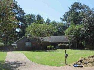 121 Peppertree Ln, Madison, MS 39110