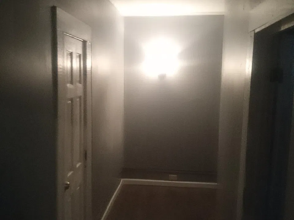 Hallway / Bedroom entrance