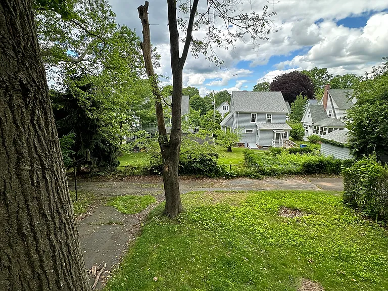 1634 Ella T Grasso Blvd — Photo 23