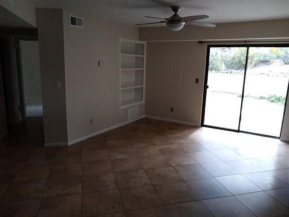 4th image of 16108 E Emerald Dr Unit 101