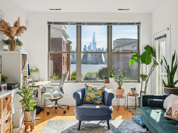 26 Avenue At Port Imperial APT 323, West New York, NJ 07093