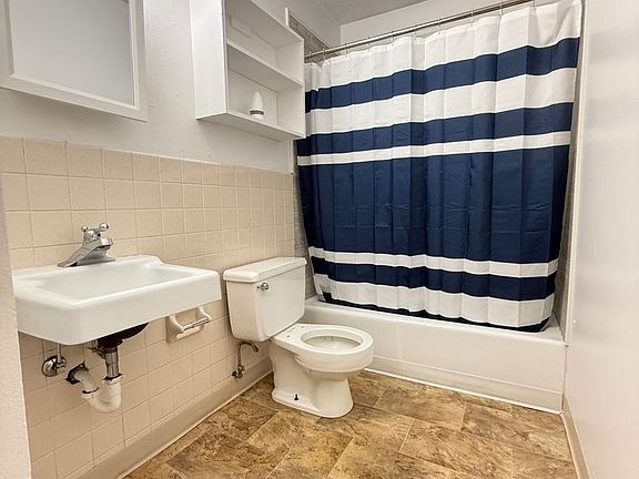 3rd image of 603 S 7th Ave #4