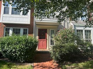 24 Buttonwood St, Jersey City, NJ 07305