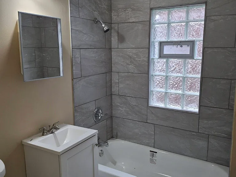 3399 E 140th St #2 — Photo 9