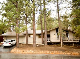 180 Eureka Dr, Big Bear Lake, CA 92315