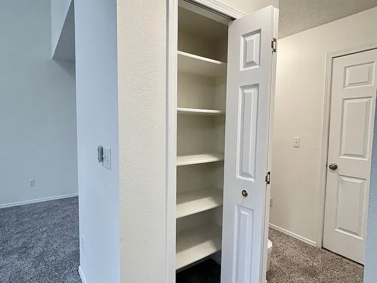 6675 Stonehedge Dr — Photo 16