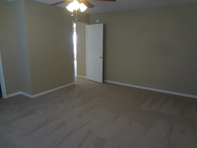 6711 Earlswood Dr — Photo 10