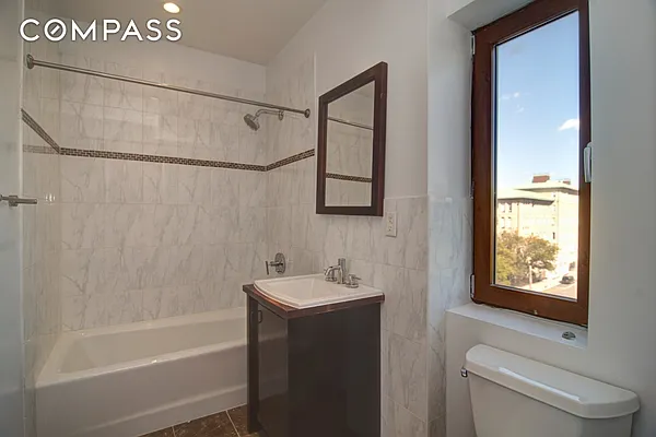 Rented by Compass | media 10