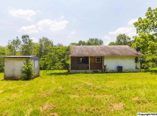 5735 E Upper River Rd, Somerville, AL 35670