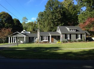 40 E Norris Rd, Norris, TN 37828