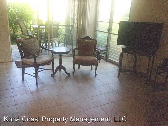 3rd image of 75-6016 Alii Dr APT 110