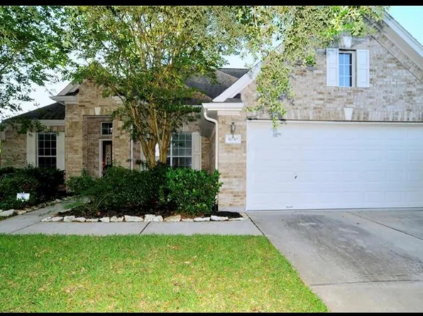 1030 Walnut Pointe, League City, TX 77573
