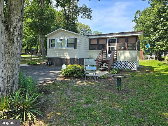 4th image of 32246 Hidden Acre Dr