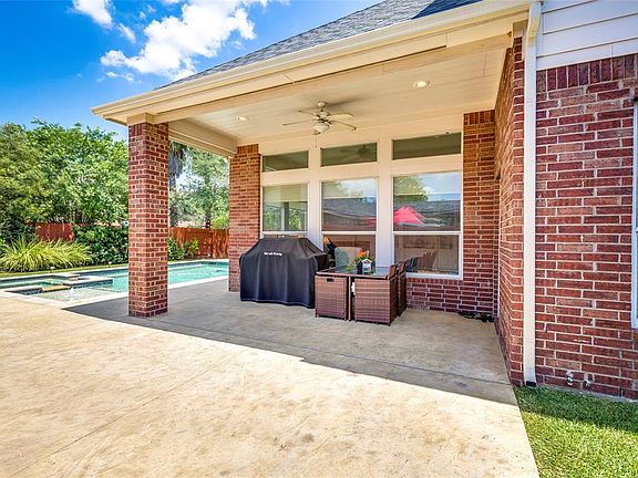 5th image of 6323 Concho Bay Dr