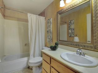 740 Ahukini St, Honolulu, HI 96825