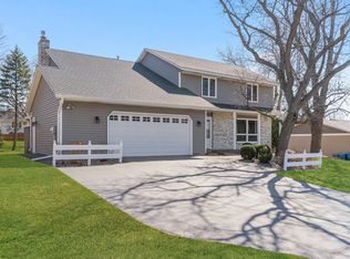 10325 Yukon Ave S, Bloomington, MN 55438