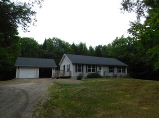 64 Smithwood Dr, North Yarmouth, ME 04097