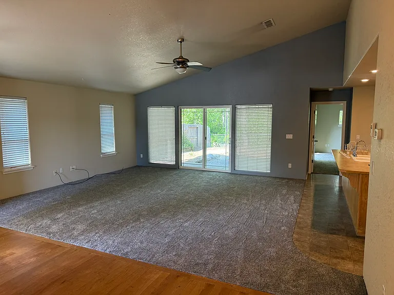 1672 SW Waterstone Dr — Photo 9