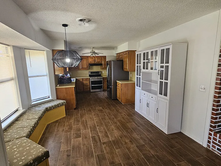 713 S Biscay Ln — Photo 4