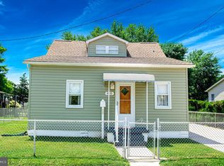 805 Silver Ave, Essex, MD 21221