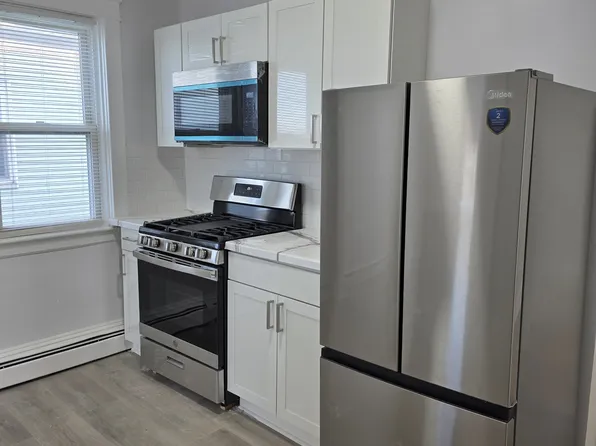 267 New York Ave, Providence, RI 02905