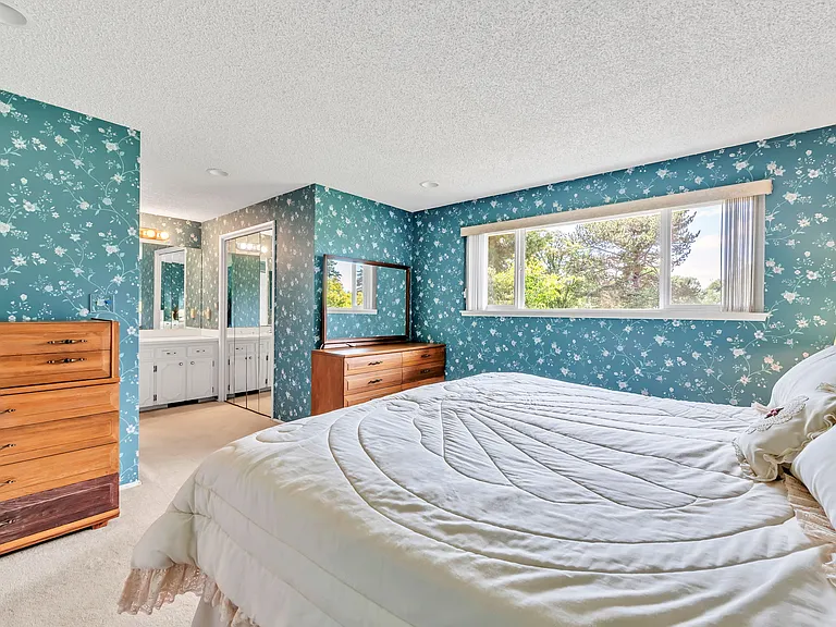 1922 Springhill Dr NW — Photo 18