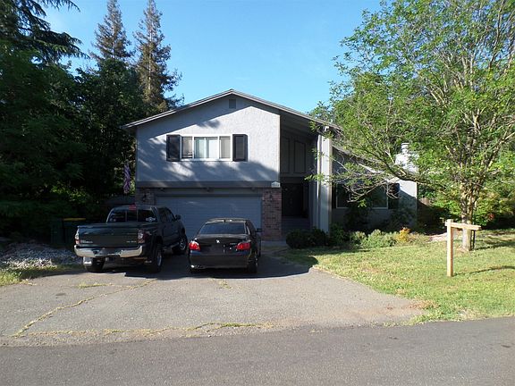 3rd image of 3194 Salida Way