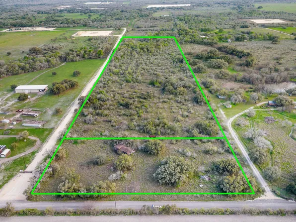 2722 County Road 269, Gillett, TX 78116