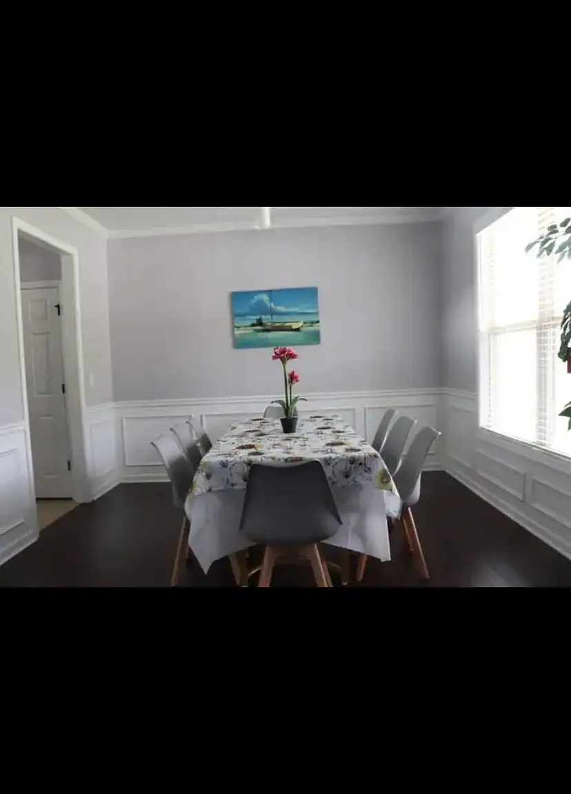 5 bed, 2616 sqft, $1,350 — Photo 4